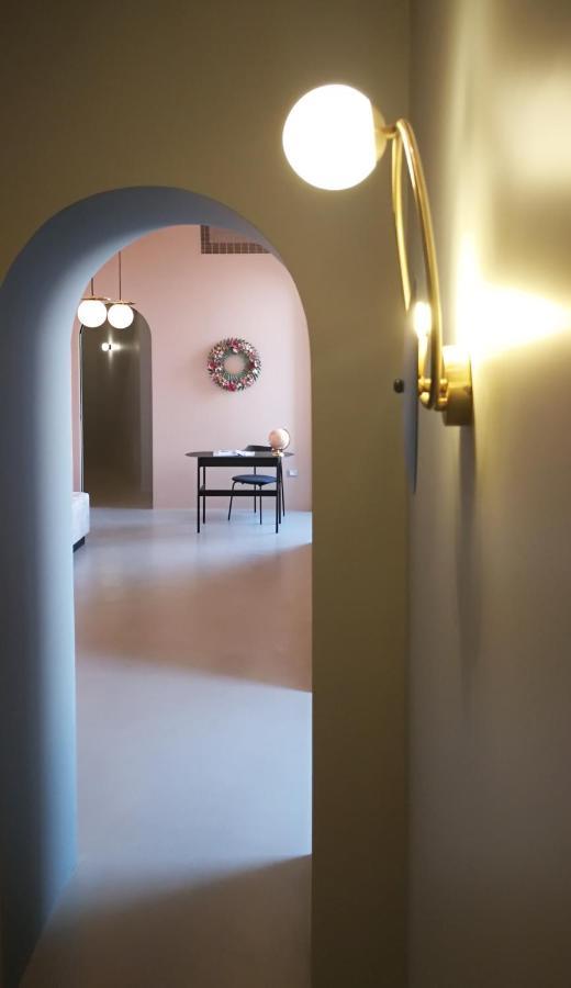 Luciani 33 Luxury Rooms ซาแลร์โน ภายนอก รูปภาพ