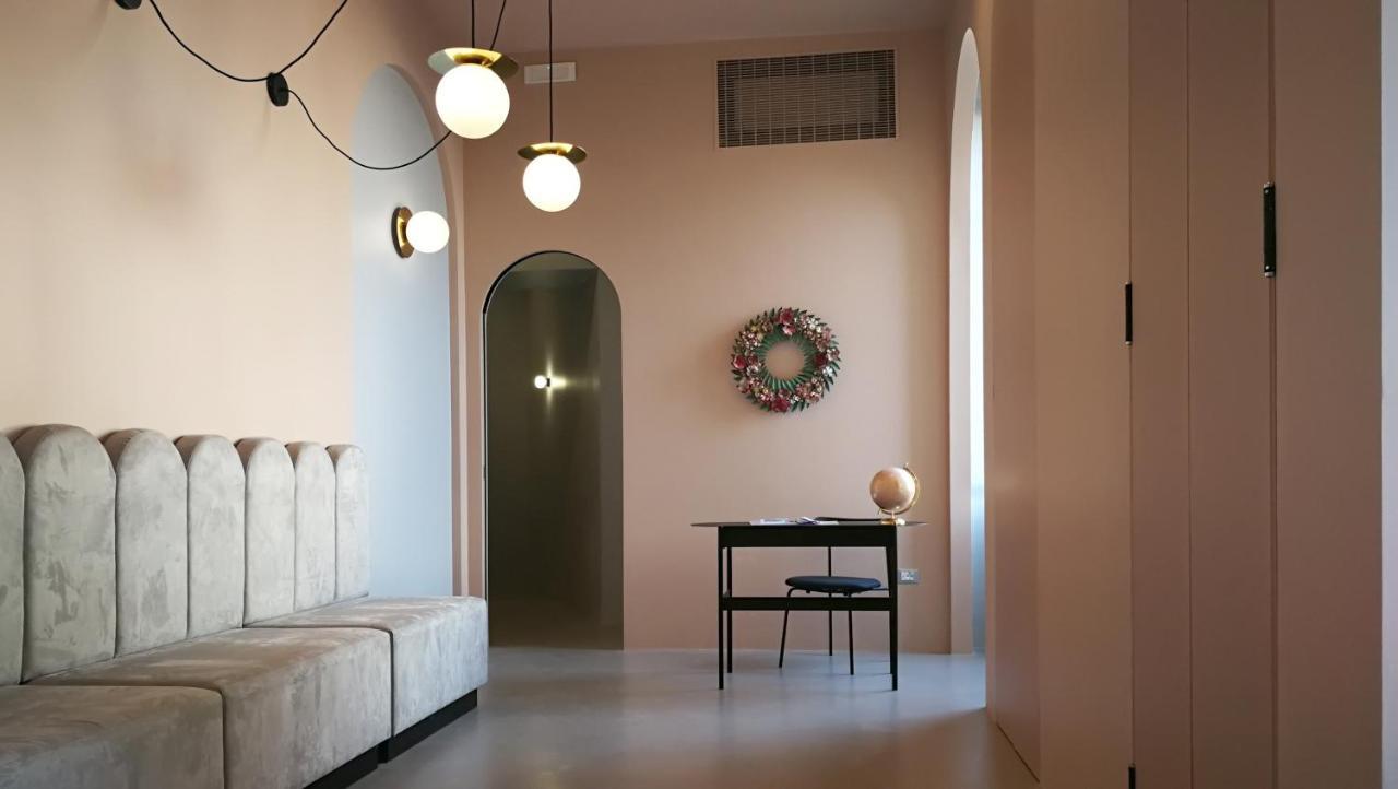 Luciani 33 Luxury Rooms ซาแลร์โน ภายนอก รูปภาพ